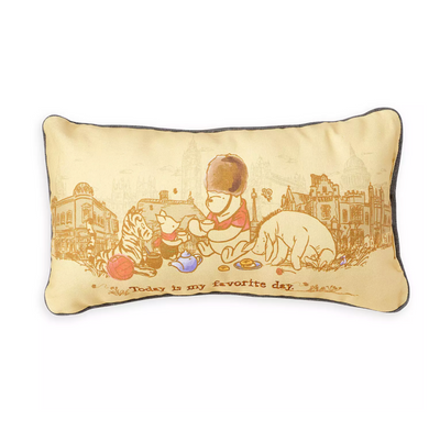 Disney Parks Epcot United Kingdom Winnie the Pooh Pals Classic Throw Pillow New