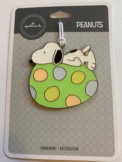Hallmark Easter Peanuts Snoopy with Eggs Metal Ornament New with Card
