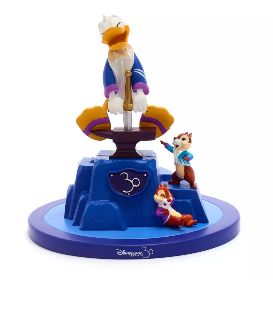 Disney 30th Disneyland Paris Donald with the Sword in the Stone