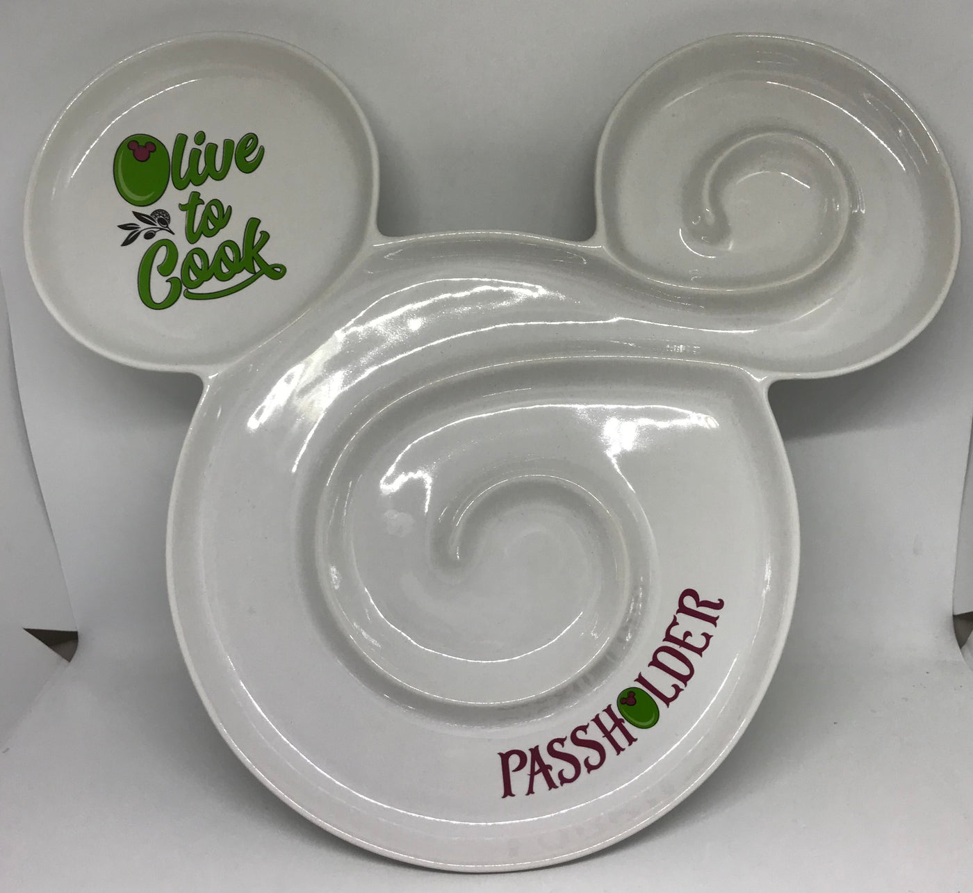 Disney Parks 2020 Food and Wine Festival Olive to Cook Plate New