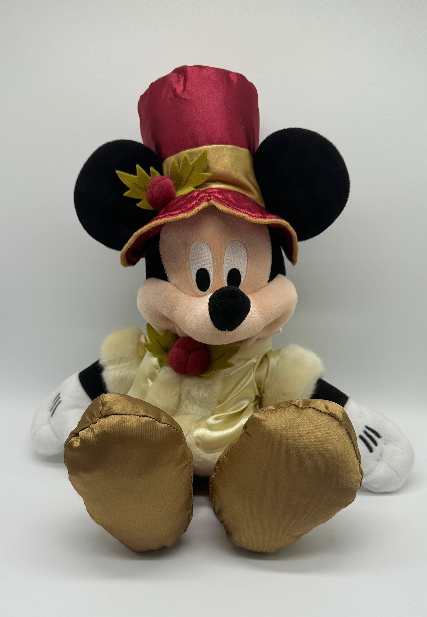 Disney Parks 2013 Christmas Holiday Victorian Mickey Plush New with Tag