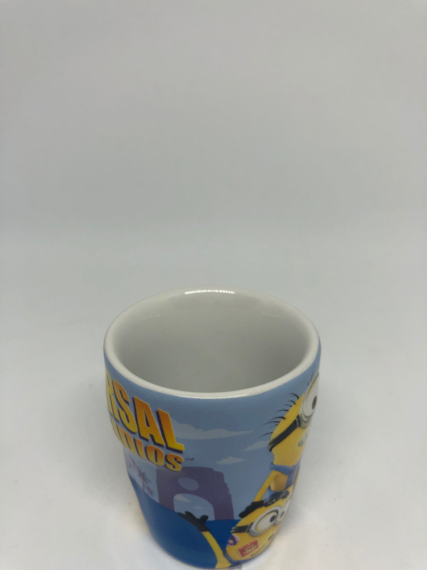 Universal Studios Orlando Despicable Me Approved Minion Mail Shot Glass New