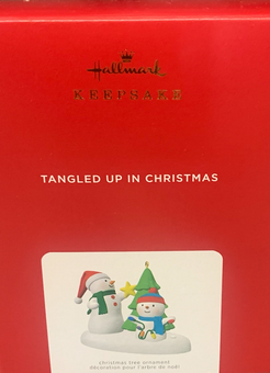 Hallmark 2021 Tangled Up in Christmas Snowman Musical Ornament New With Box