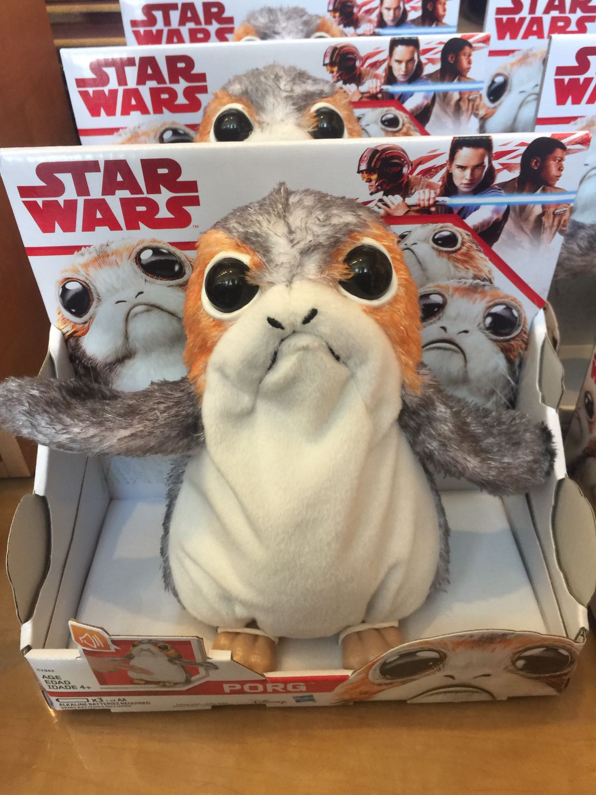 Disney Parks Star Wars Porg Talking Plush Figure by Hasbro New with Box