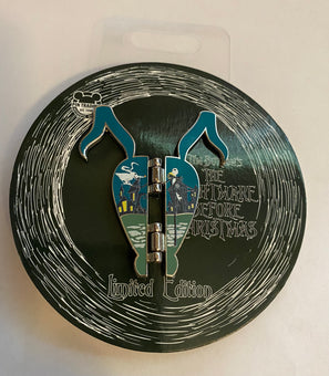 Disney Parks Halloween Zero Hinged Limited Edition Pin New with Card