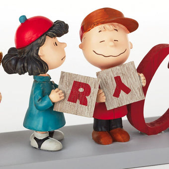 Hallmark Peanuts Gang Merry Christmas Wood Figurine New with Box