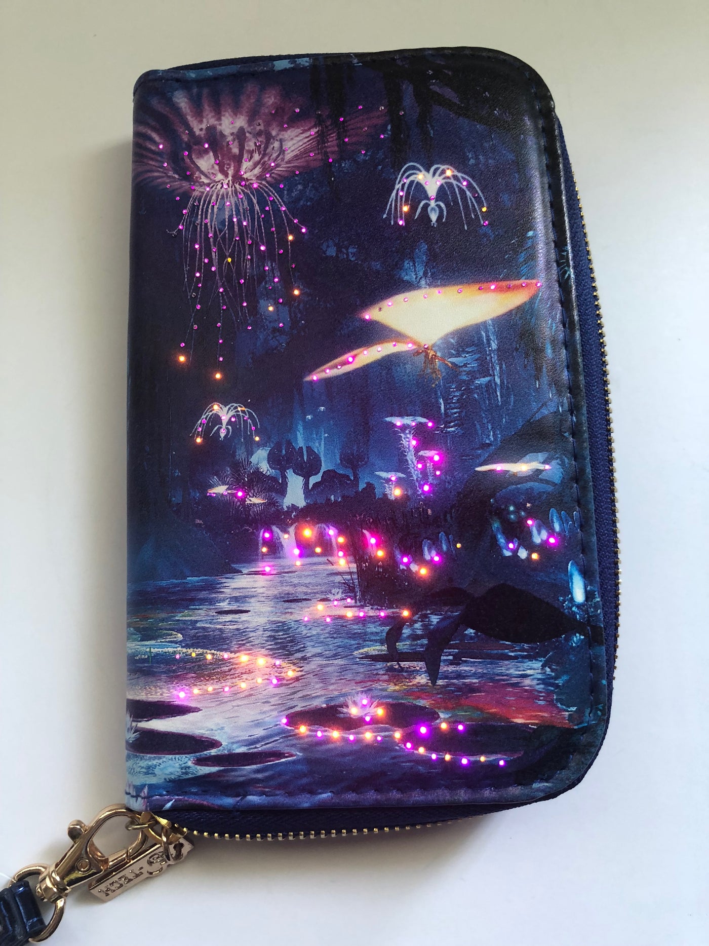Disney Pandora The World of Avatar Light Up Smartphone Case New with Tags