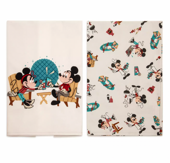 Disney EPCOT Food & Wine Festival 2022 Mickey and Minnie Kitchen Towel Set New
