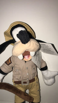 Disney Parks Adventure Isle 9in Explorer Goofy Plush New with Tags
