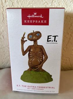 Hallmark 2022 E.T. Extra-Terrestrial 40th Christmas Ornament New With Box