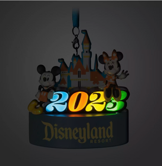 Disney Disneyland 2023 Mickey and Minnie Light-Up Christmas Ornament New w Tag