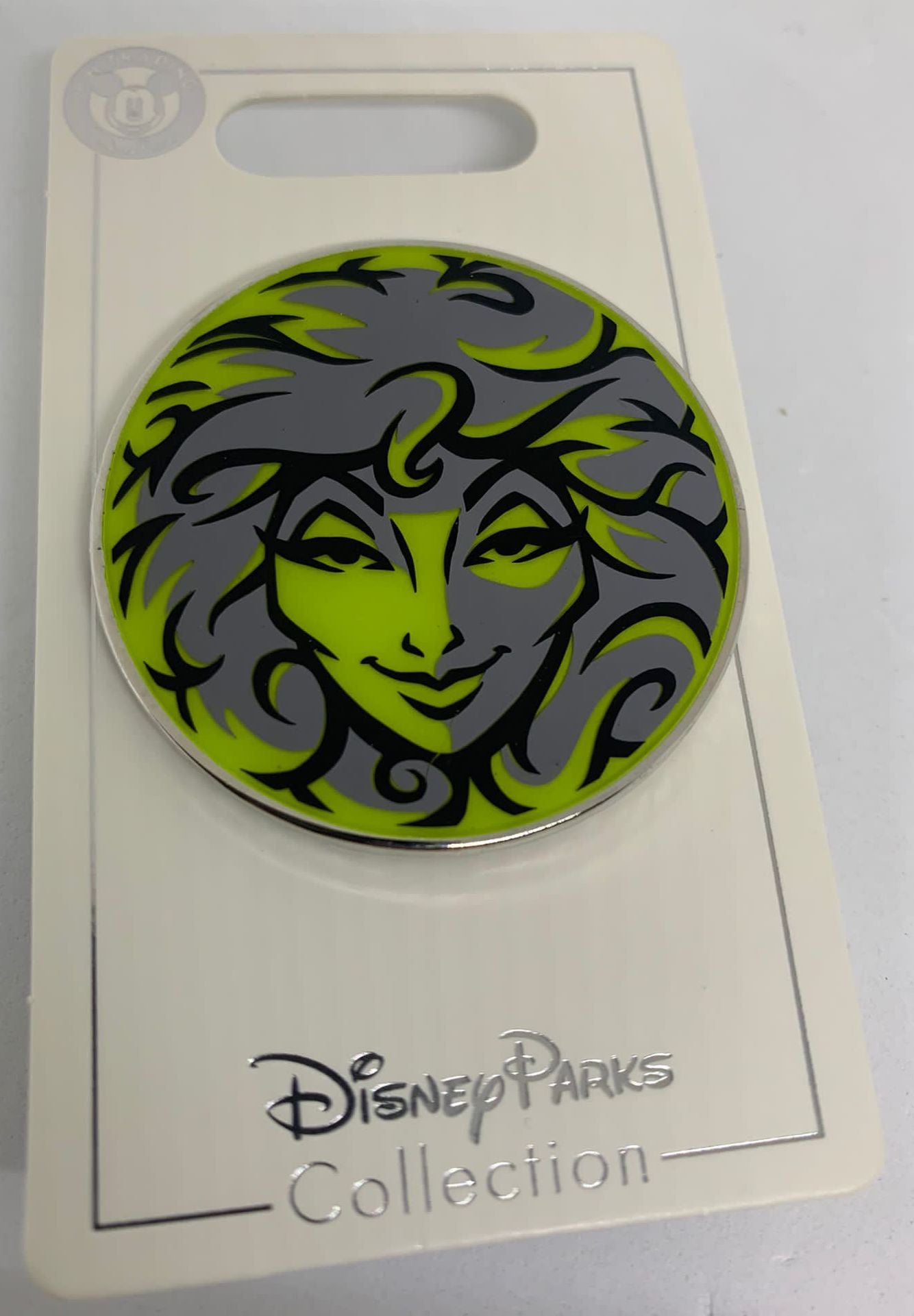 Disney Parks The Haunted Mansion Madame Leota Pin New