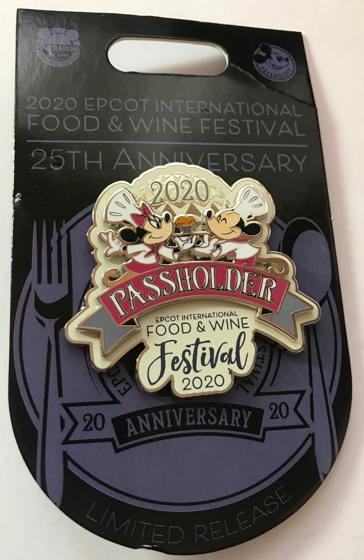Disney Parks Food and Wine 2020 Mickey Minnie Mouse Passholder Limited Pin New