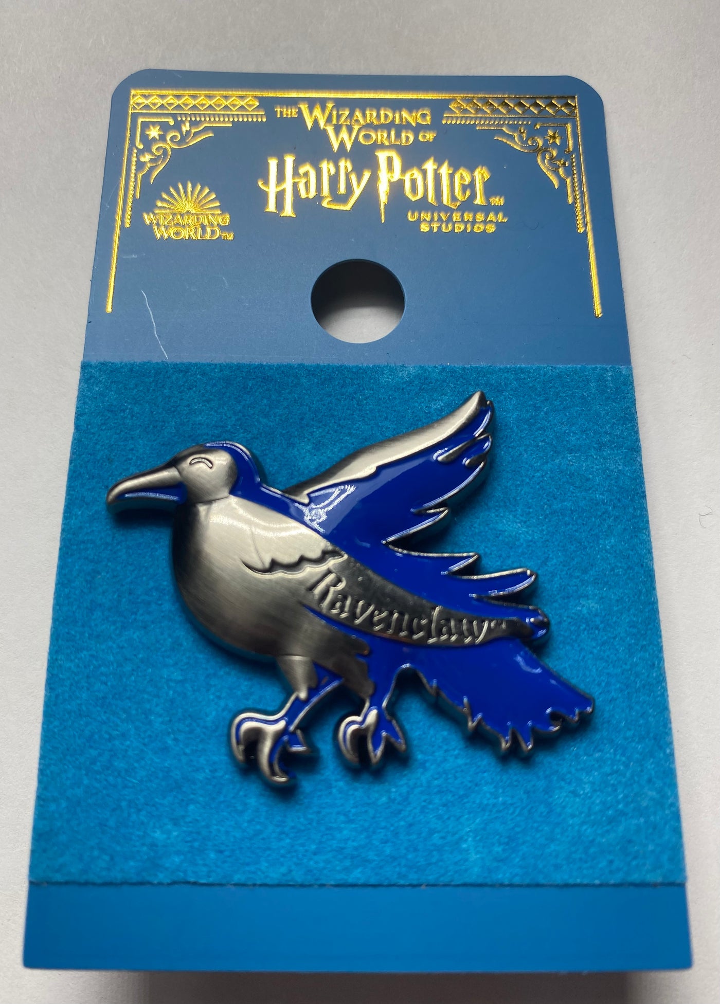 Universal Studios Harry Potter Ravenclaw Molded Mascot Enamel Pin New with Card