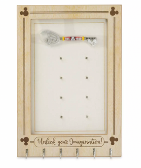 Disney Display Case for Collectible Keys with Mickey Starter Key New with Box