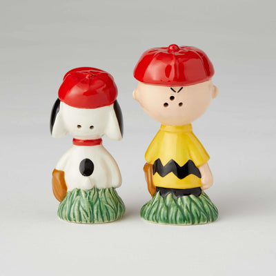 Enesco Peanuts Ceramics Charlie Brown Snoopy Baseball Salt Pepper New with Box