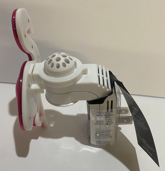 Bath and Body Works Flamingo Light Up Wallflowers Plug New with Tag