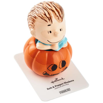 Hallmark Peanuts Linus Jack-o'-Lantern Stacking Salt Pepper Shakers Set of 2 New