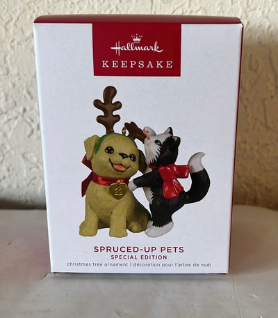 Hallmark 2022 Spruced-Up Pets Special Edition Christmas Ornament New With Box