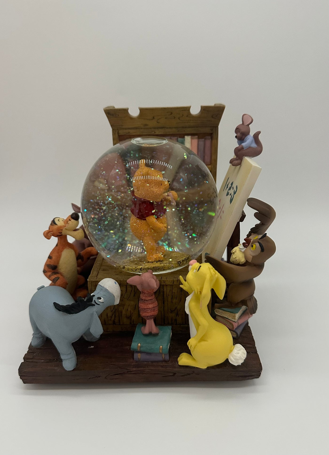 Disney Store Exclusive Winnie the Pooh and Friends Musical Snowglobe New w Box