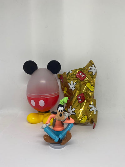 Disney Store 2020 Goofy Mystery Egg Hunt Figurine New with Case