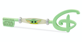 Disney Star Wars The Mandalorian Child Key Collectible Special Edition New Box