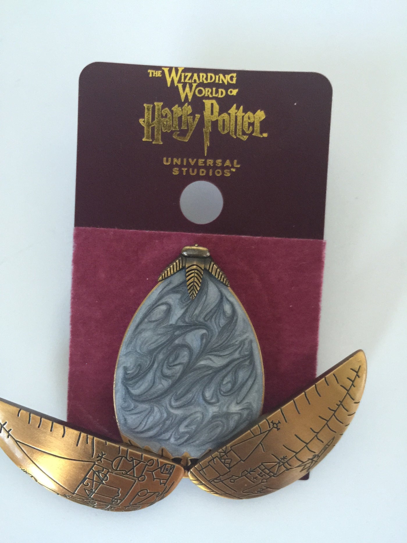 Universal Studios Wizarding Harry Potter Golden Egg Opening Pin New
