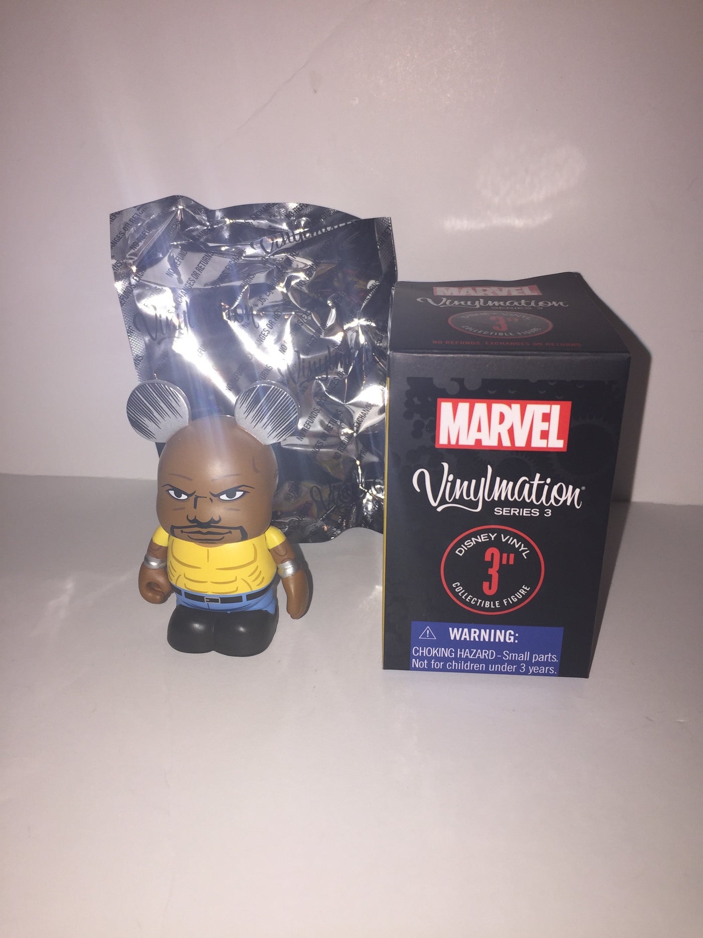 vinylmation disney marvel series 3 luke cage new with opened box foil