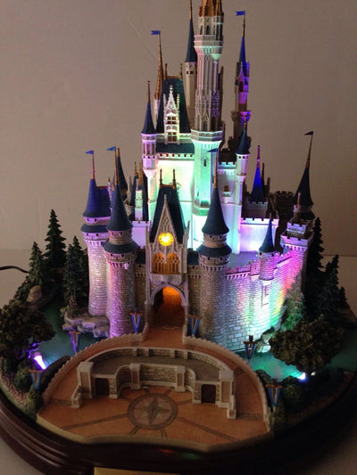 Disney Parks Main Street Figure Cinderella Castle by Olszewski New with Box