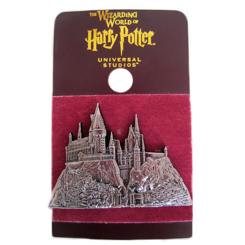 Universal Studios Harry Potter Hogwarts Castle Relief Metal Pin New with Card