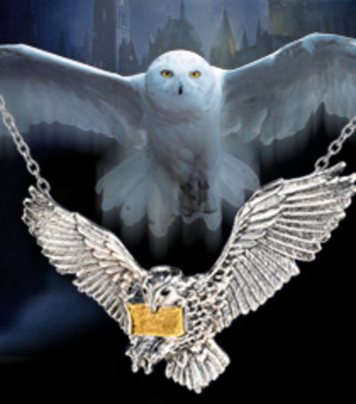 Harry Potter The Flying Hedwig Pendant New with Box
