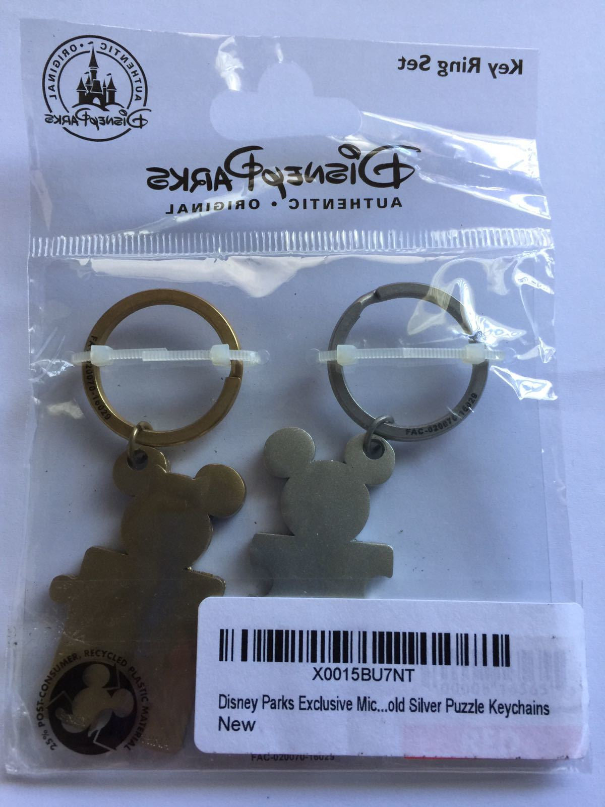 Disney Parks Mickey and Minnie Icon Puzzle Keychain New