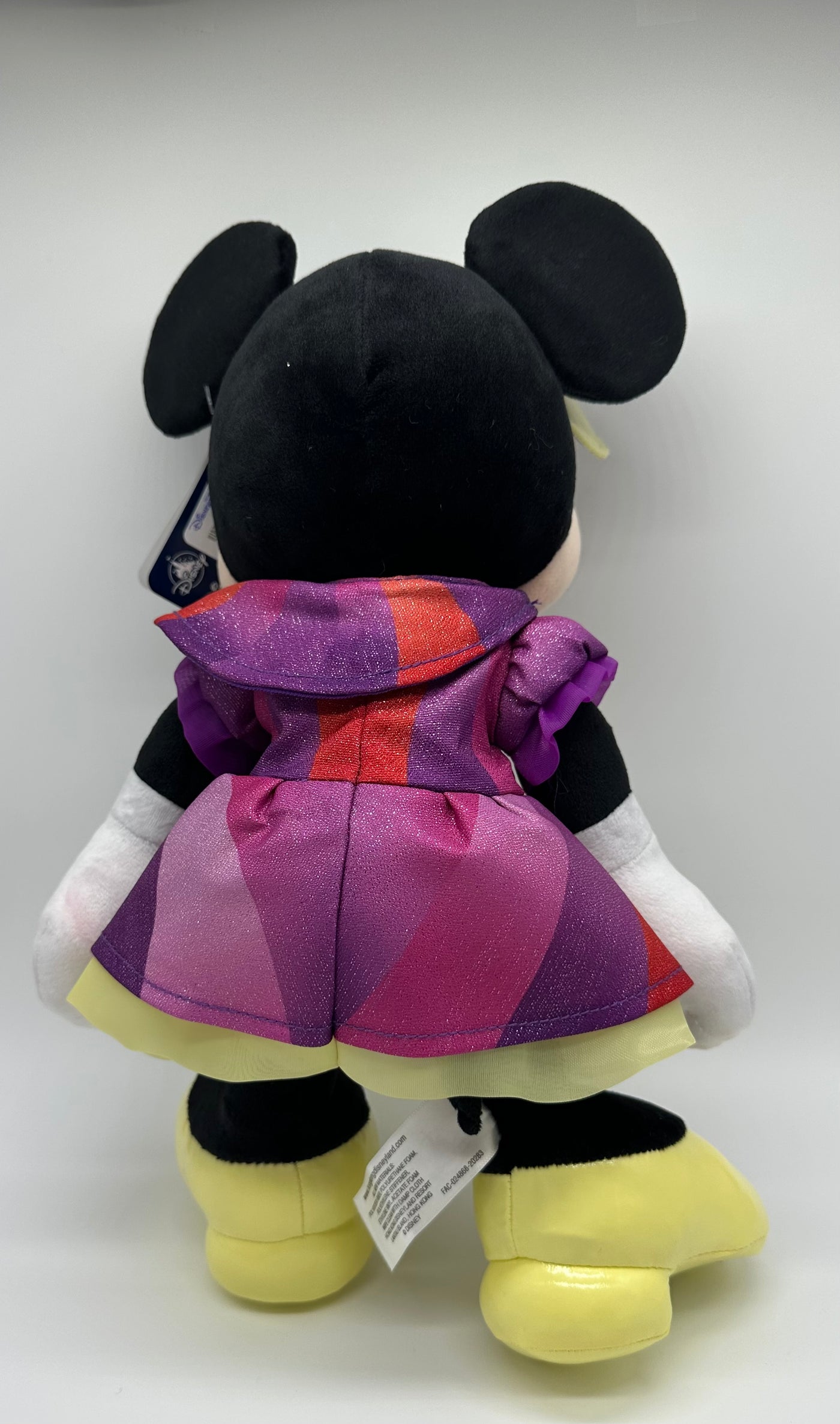 Disney Parks Disneyland Hong Kong 15th Rare Minnie Articulated Plush New w Tag