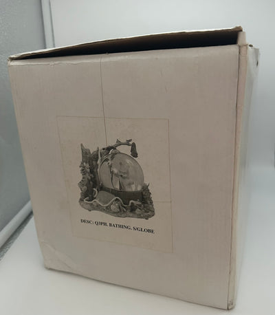 Disney Store Rare Winnie Eeyore Tigger Musical Snowglobe New with Box