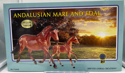 Breyer Horses 2022 Poppy and Ollie Glossy Alabaster Vintage Club New with Box