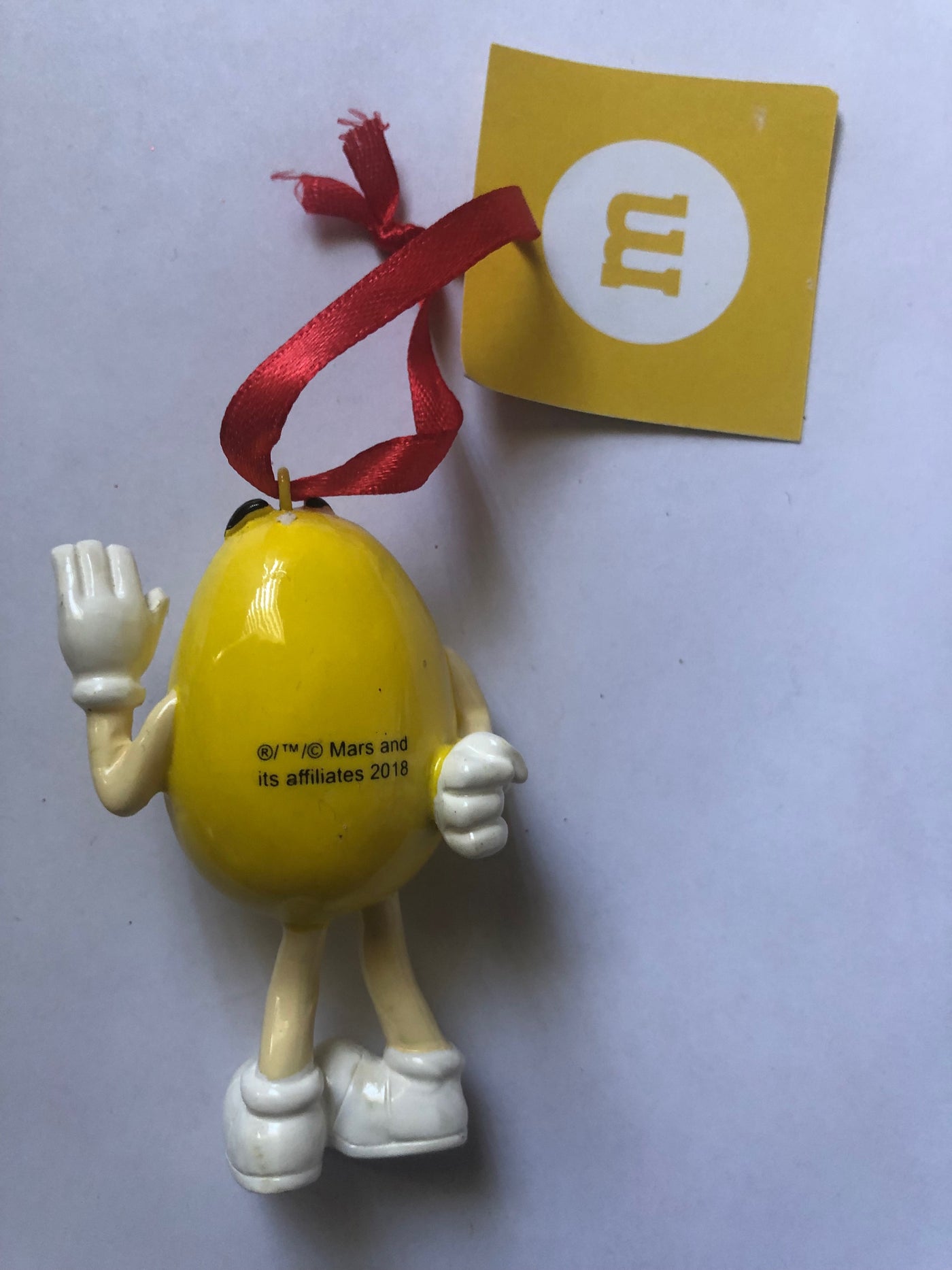 M&M's World Yellow Character Resin Christmas Ornament New with Tag
