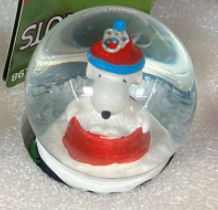 Peanuts Snoopy Christmas Mini Snow Globe New With Tag