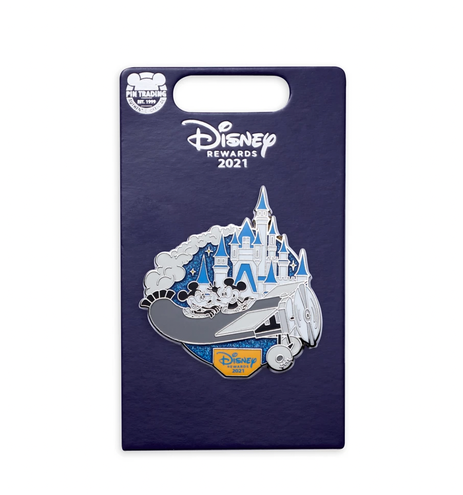 Disney Visa Cardmember 2021 Mickey Minnie Plane Crazy Pin New with Card