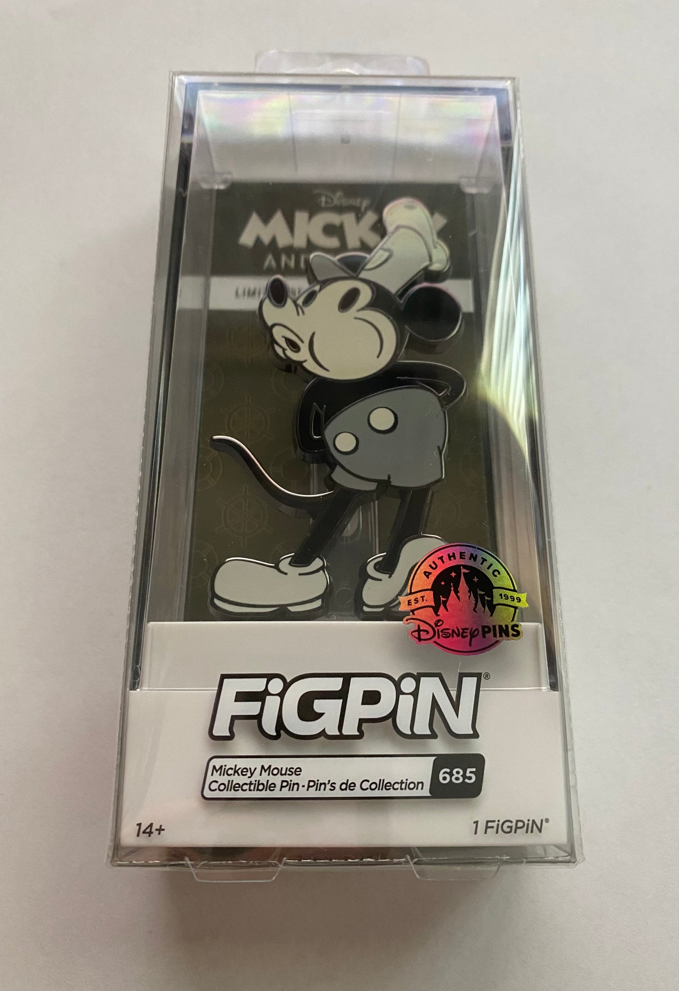 Disney Parks Mickey Steamboat FiGPiN Limited Pin New with Box