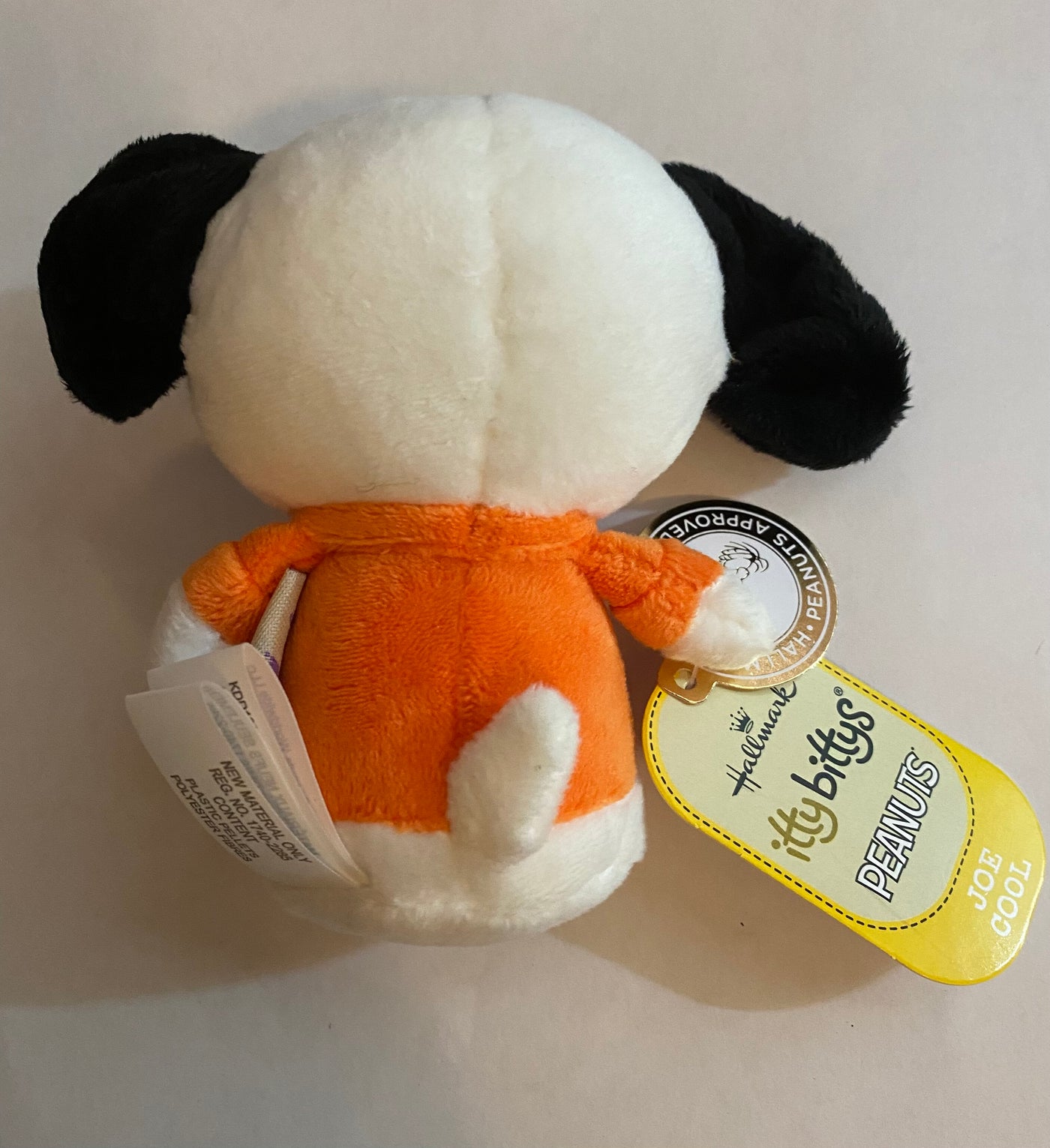 Hallmark Itty Bittys Peanuts Snoopy Joe Cool Plush New with Tag