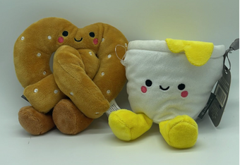 Hallmark Valentine Better Together Pretzel & Cheese Dip Magnetic Plush New w Tag