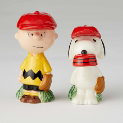 Enesco Peanuts Ceramics Charlie Brown Snoopy Baseball Salt Pepper New with Box