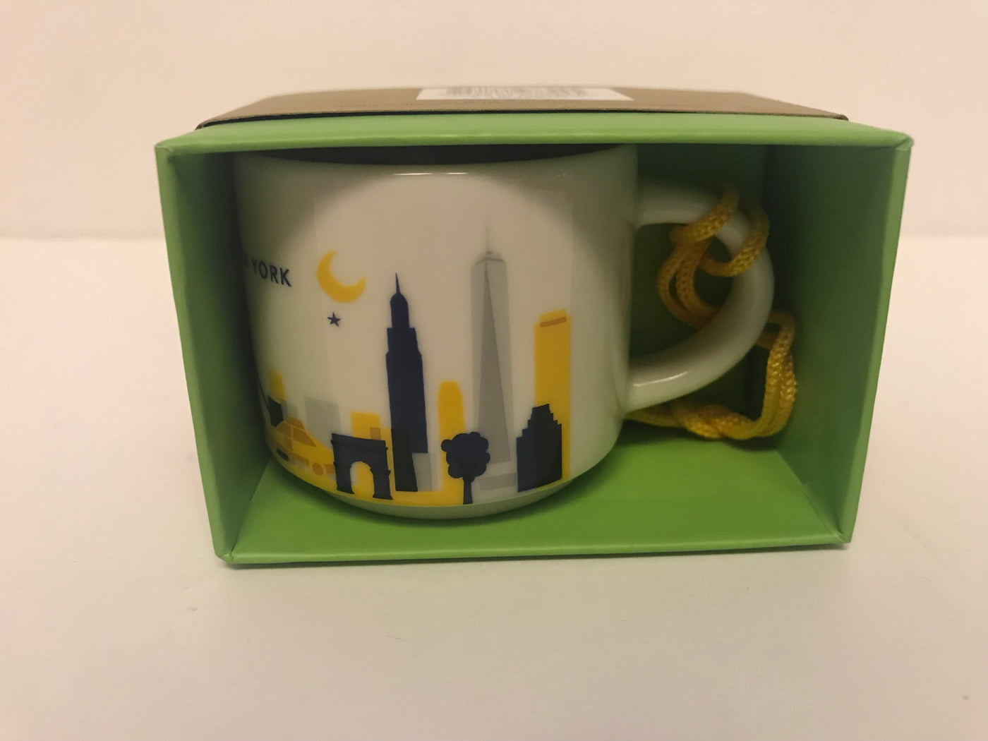 Starbucks Coffee You Are Here New York Ceramic Mug Ornament New with Box