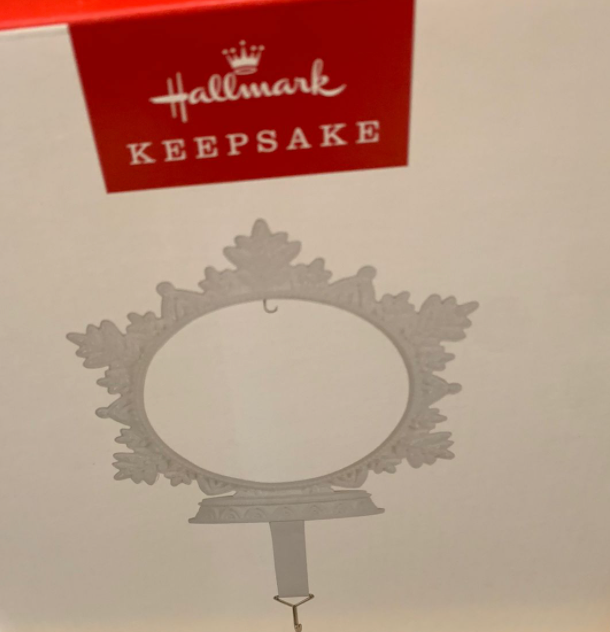 Hallmark 2022 Snowflake & Christmas Stocking Hanger New With Box