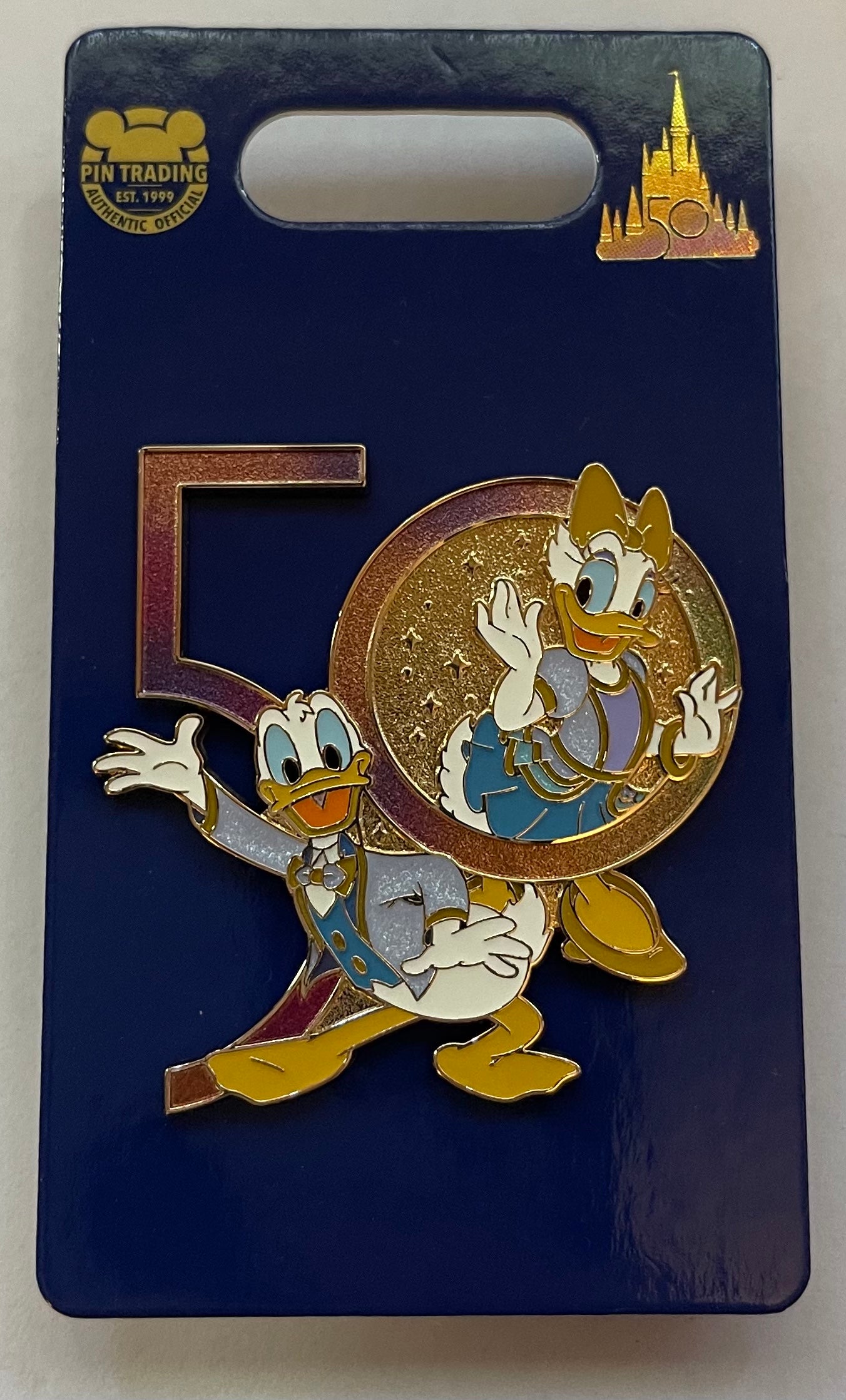 Disney Walt Disney World 50th Anniversary Donald Daisy Pin New with Card