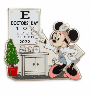 Disney Parks Celebrating Doctors' Day 2022 Minnie Limited Pin New with Card