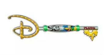 Disney Store 90th Anniversary Pluto Limited Edition Pin Key New with Card
