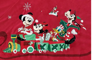 Disney Mickey Mouse and Friends Holiday Tree Skirt New with Tag