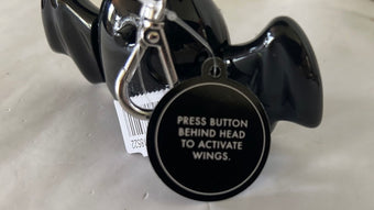 Bath and Body Works 2022 Halloween Flapping Bat Pocket* Bac Holder Keychain New