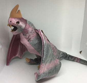 Universal Studios Harry Potter Swedish Short Snout Dragon Plush New with Tags